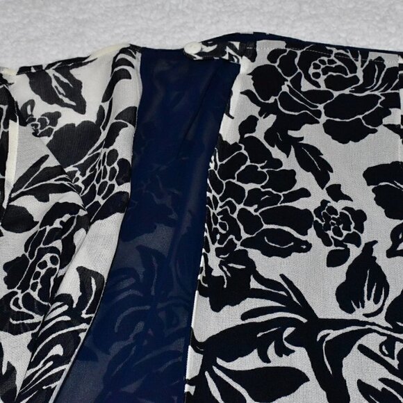 Talbots Petites All Season Silk Wool Overlay Navy Blue Cream Midi Skirt Size 14 - Picture 7 of 9